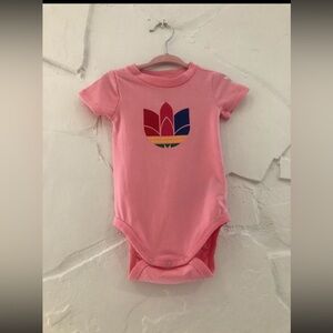 Adidas body suit like new